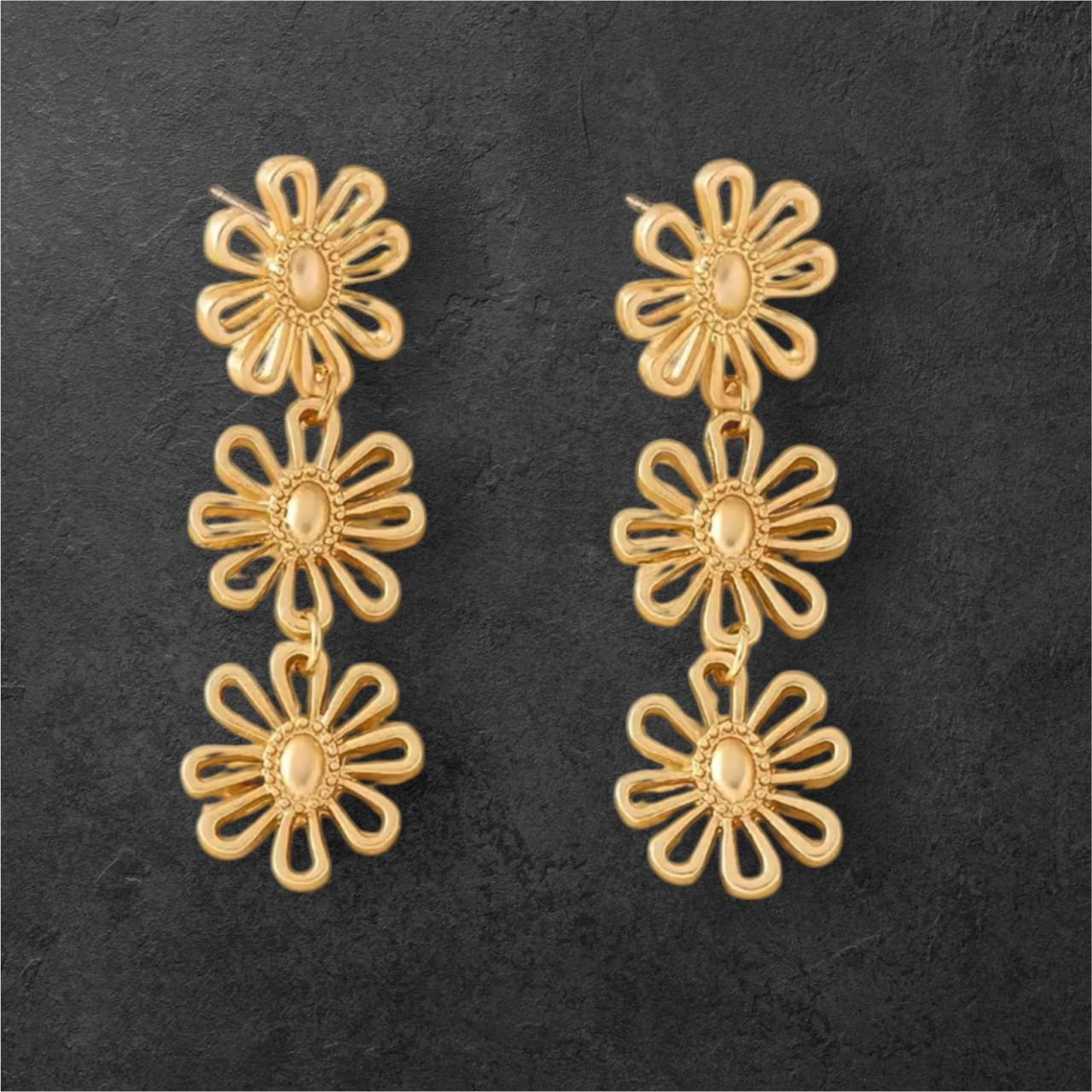 Pendientes Flor Doble/Triple Dorada