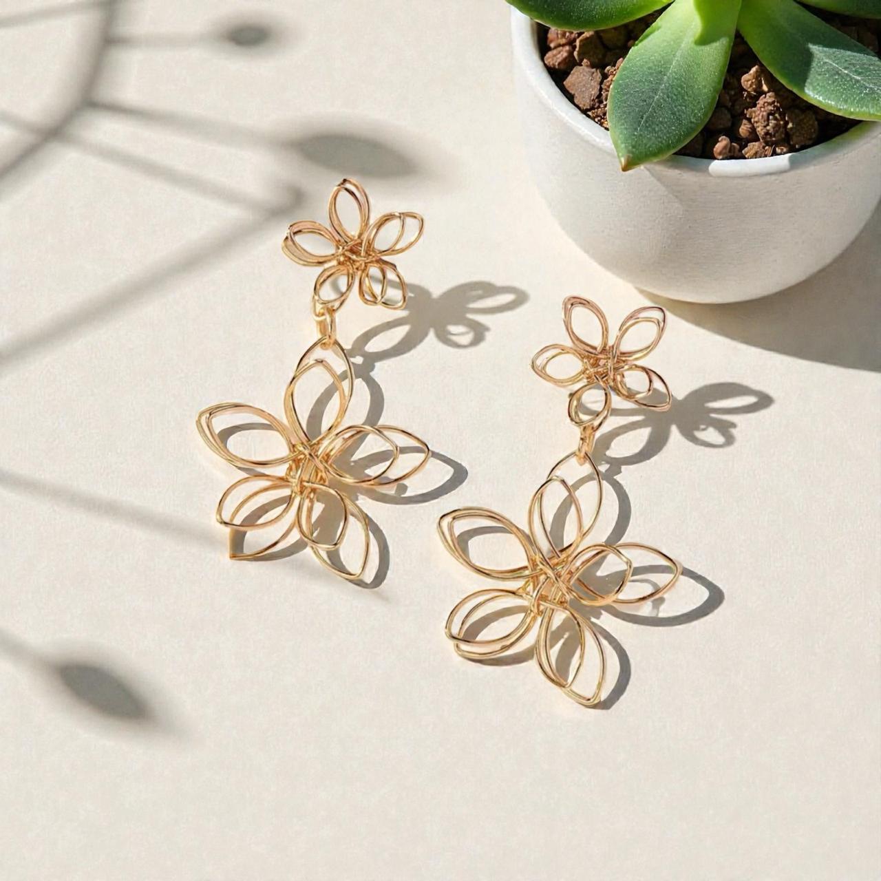 Pendientes Flor Dorada