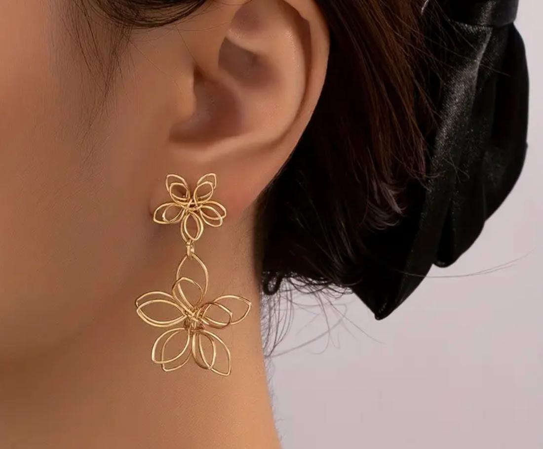 Pendientes Flor Dorada