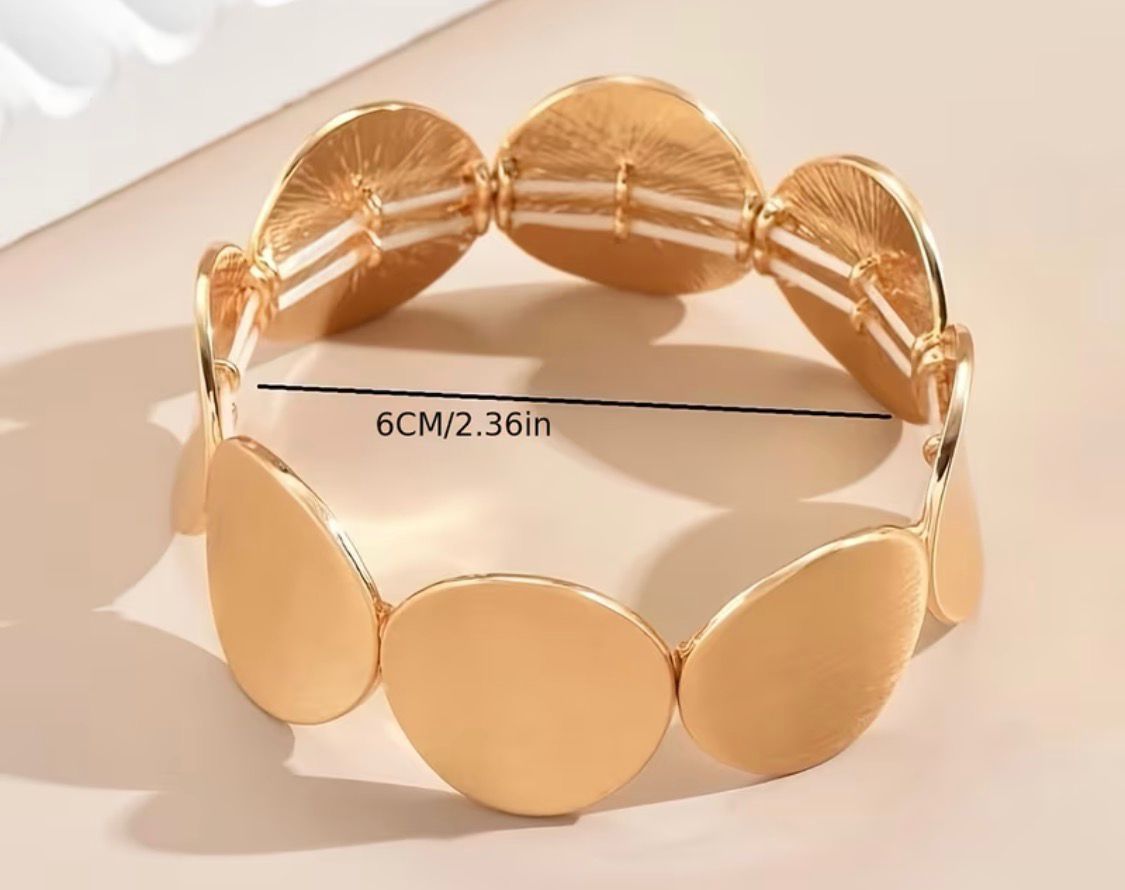 Brazalete Dorado de Diseño Circular