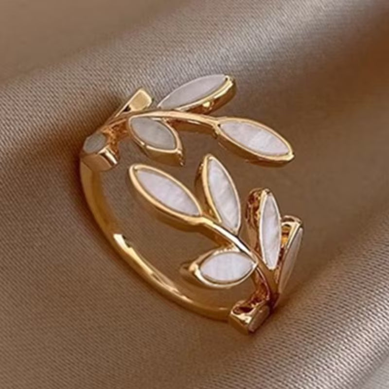 Anillo Ajustable de Hoja para Mujer